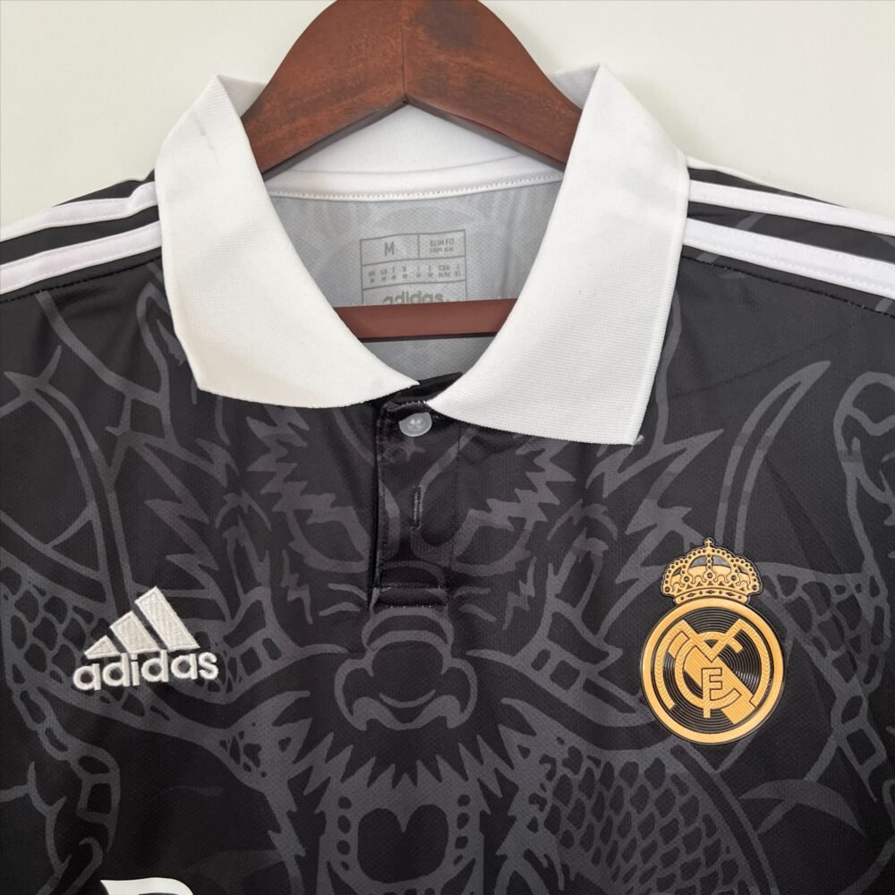 Real Madrid Dragon Edition Black 22/23 (FV) - Image 2