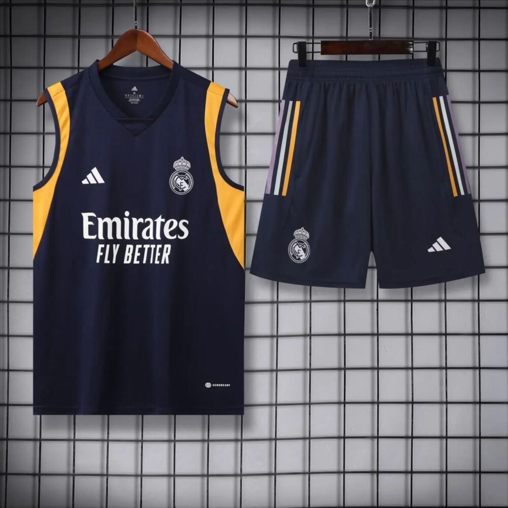 Real Madrid Trainer's Edition (Black)