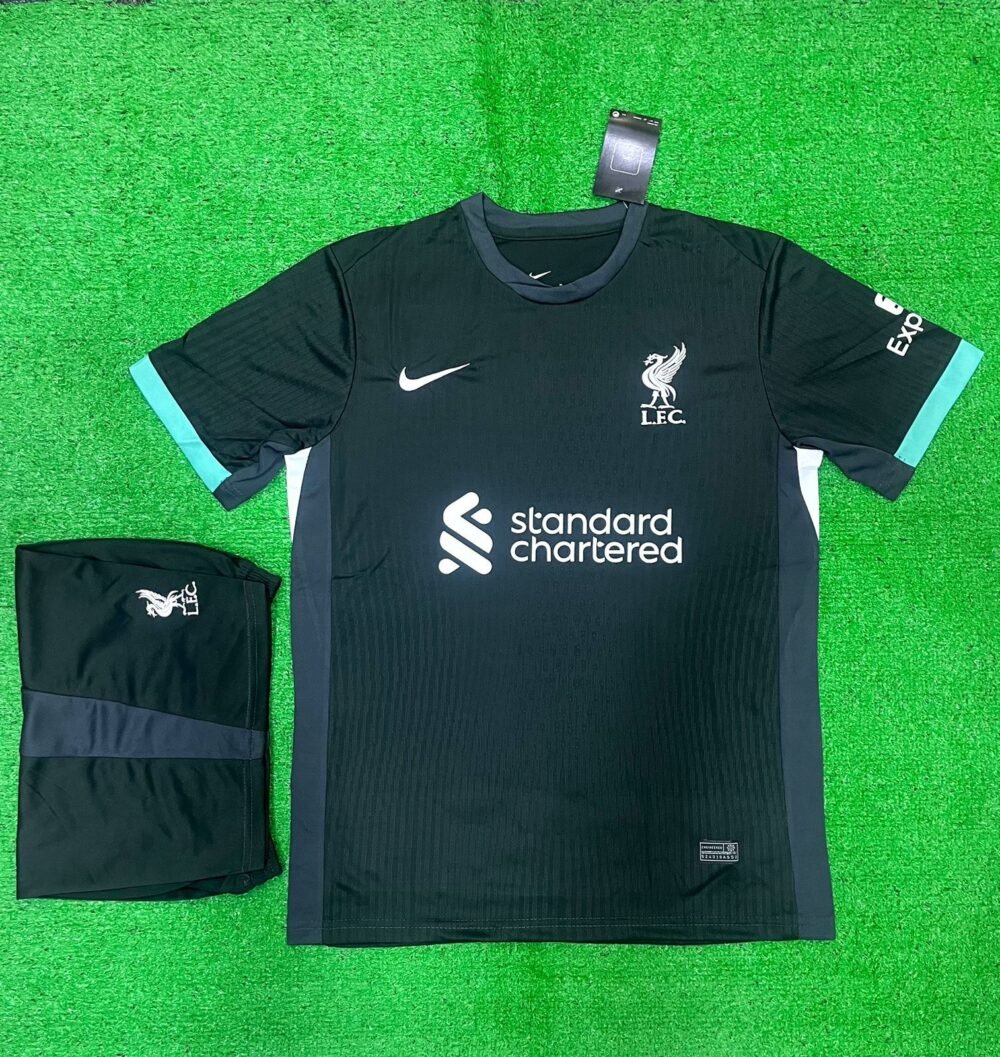 Liverpool Away Kit 24/25 (FC SET)