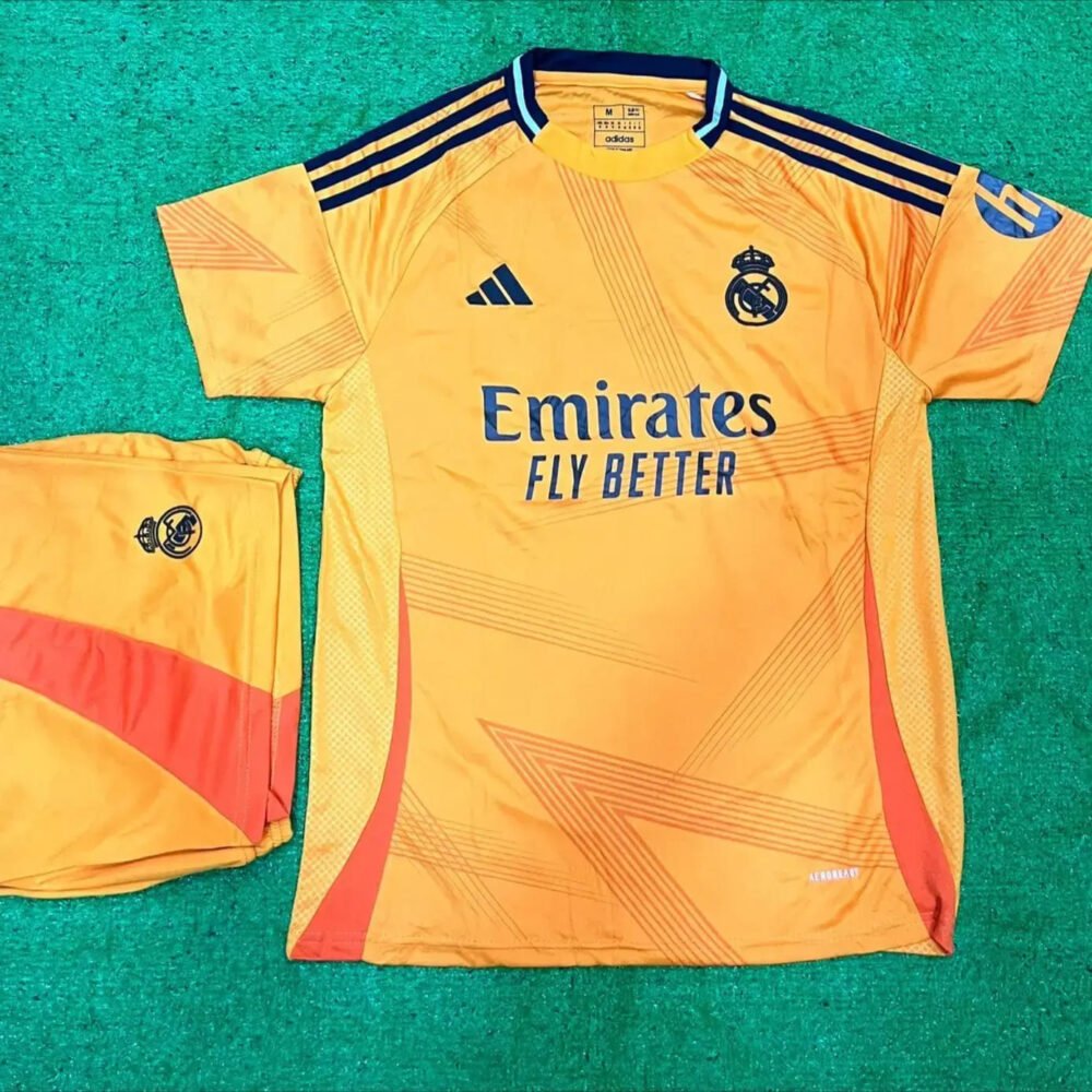 Real Madrid Away Kit 24/25 (FC SET)