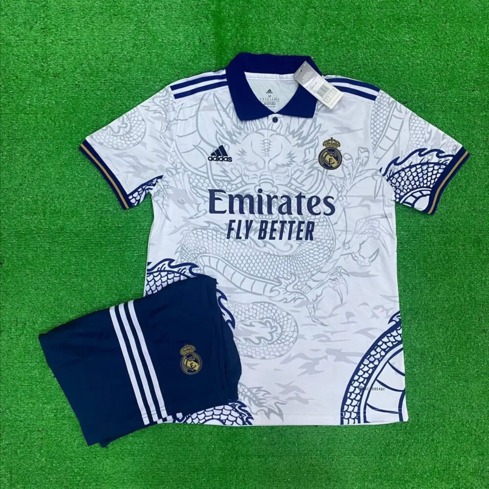 Real Madrid Special White Dragon Edition 24/25 (FC SET)