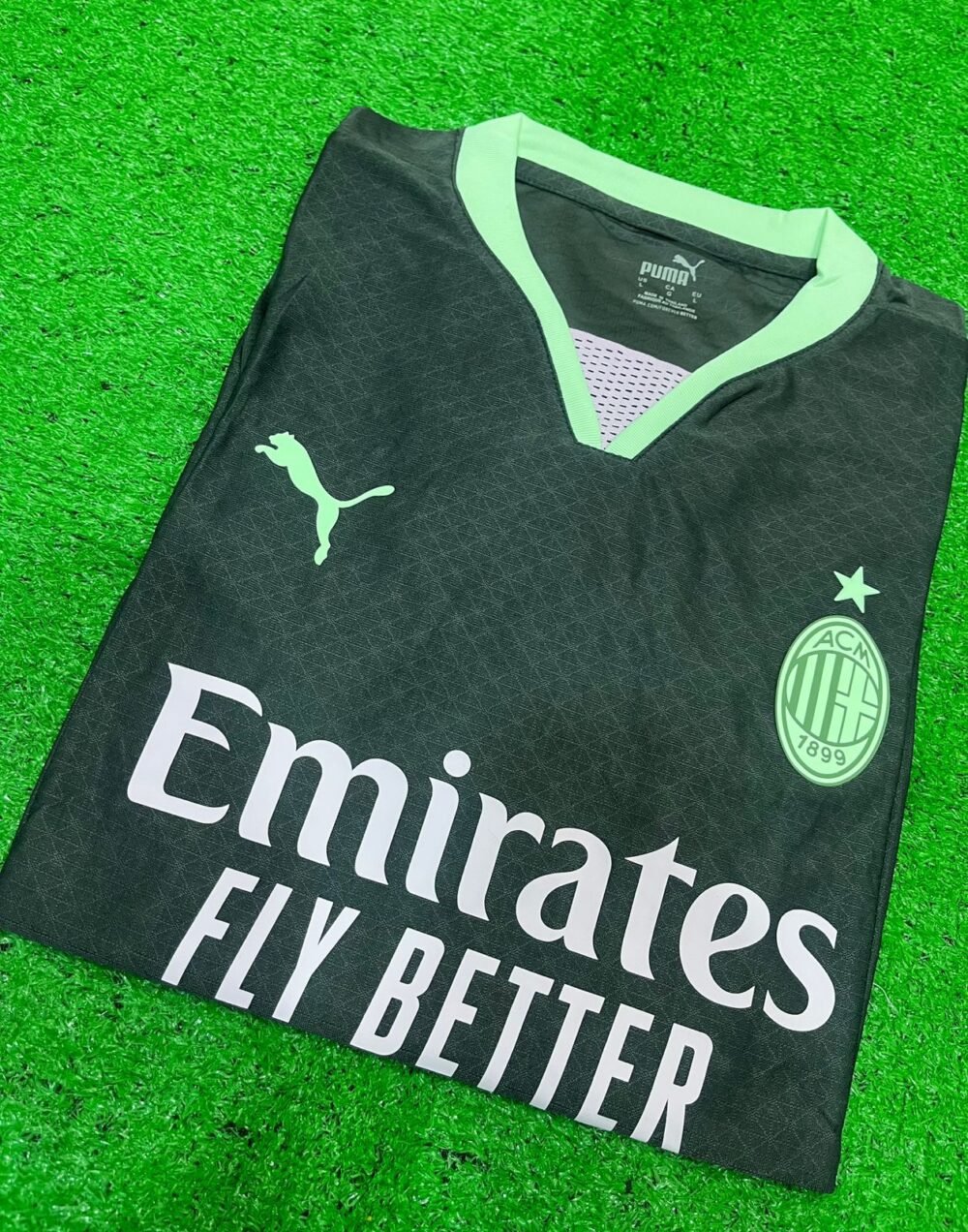 AC Milan Third Kit 24/25 (PV)