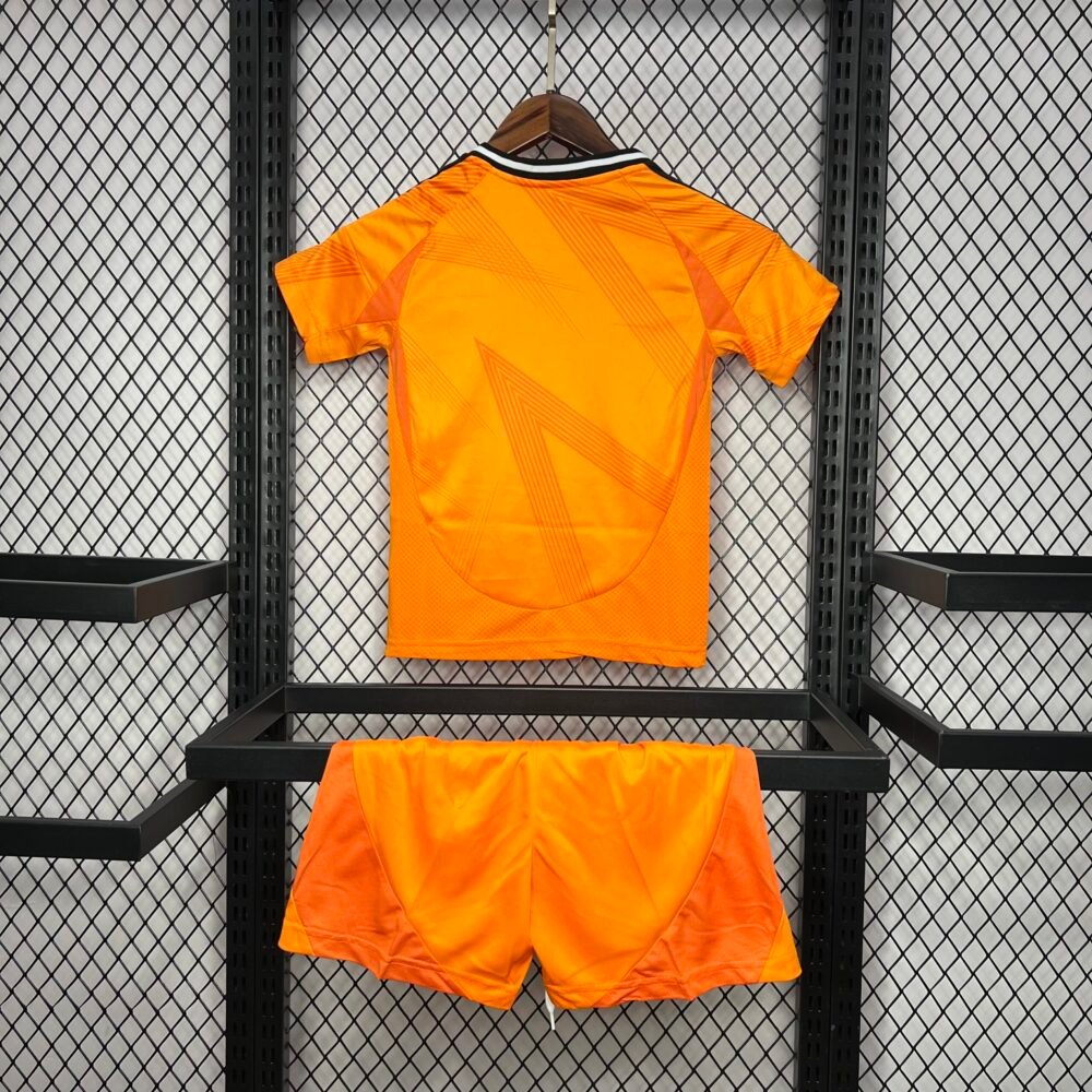 Real Madrid Away Kit 24/25 (KIDS) - Image 2