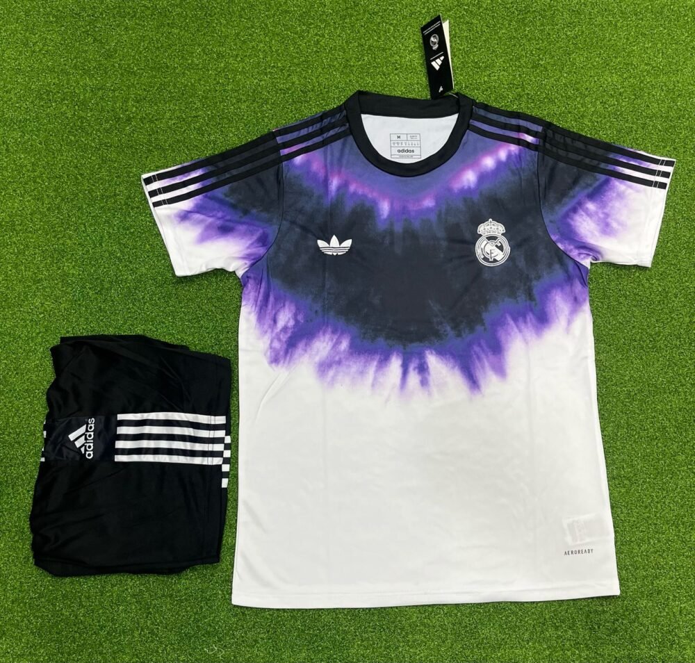 Real Madrid Chinese New Year Edition 24/25 (FC SET)