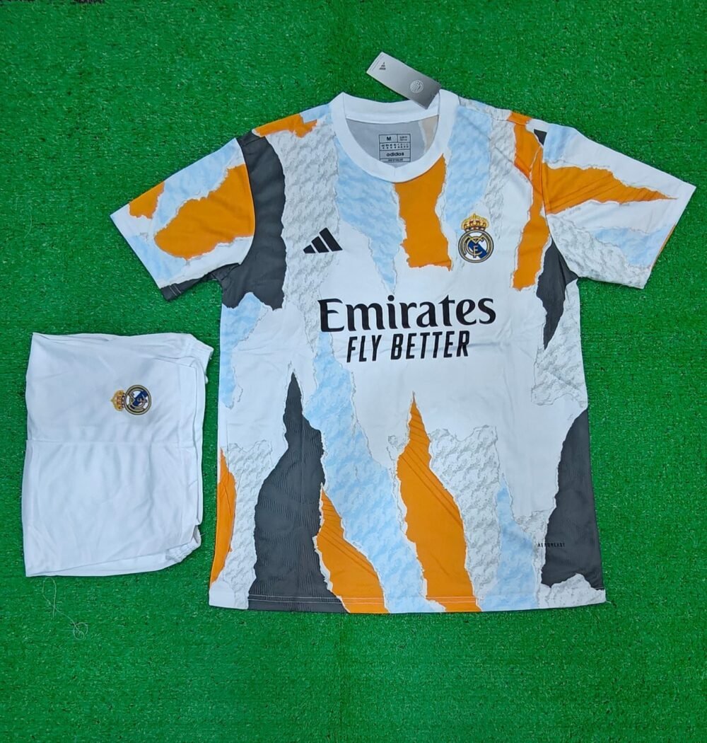 Real Madrid Pre Match Kit 24/25 (FC SET)